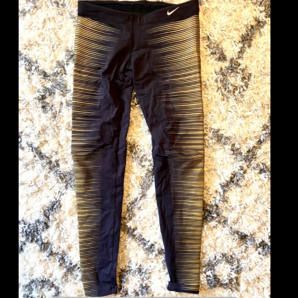 Nike leggings